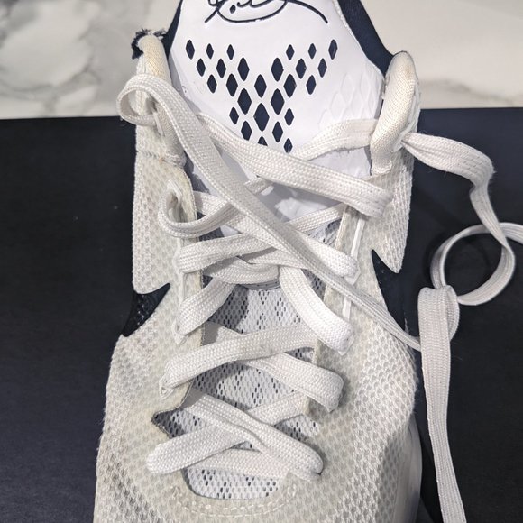 Kobe X Fundamentals Size 9 Men (White/Black/Gold) - Picture 11 of 14